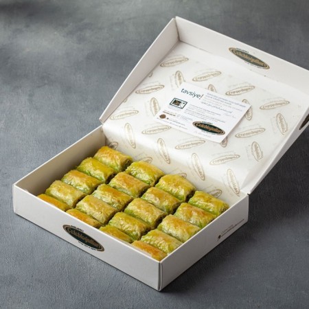Fıstıklı Dürüm Baklava